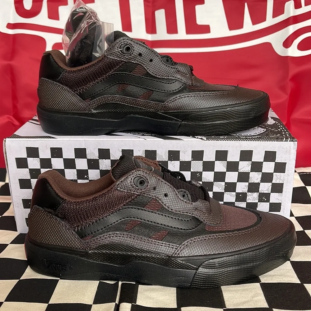 Vans Men’s Wayvee Justin Henry Coffee Bean sneakers